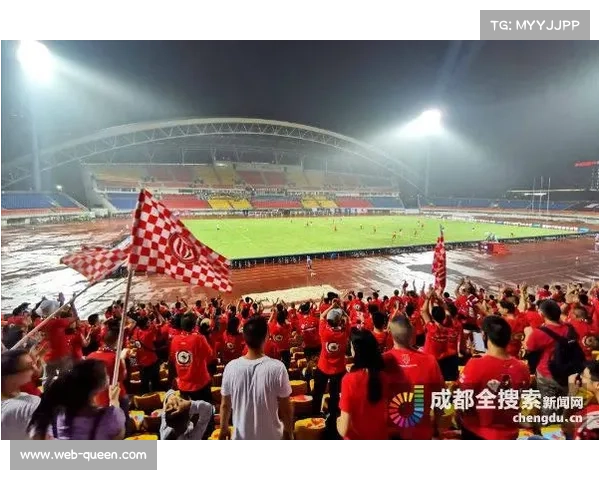 成都兴城垒球场配置冰雾降温设备保障高温赛事安全运行