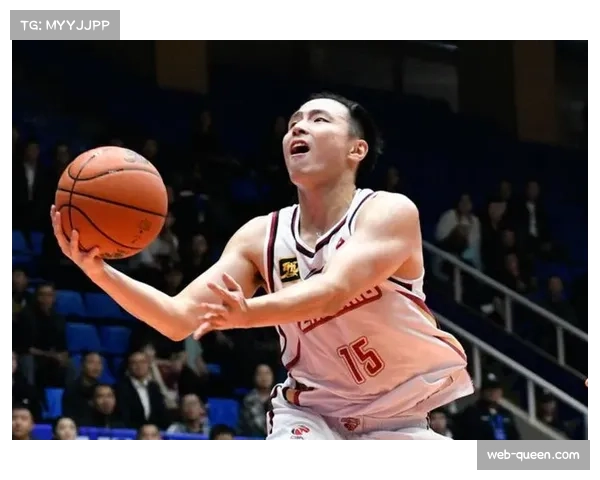 战术板：面对辽宁的强硬防守，浙江队需激活王奕博的持球突破能力